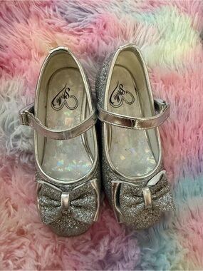 Toddler Girls Sparkle Bow Mary Jane heel party shoes - Silver